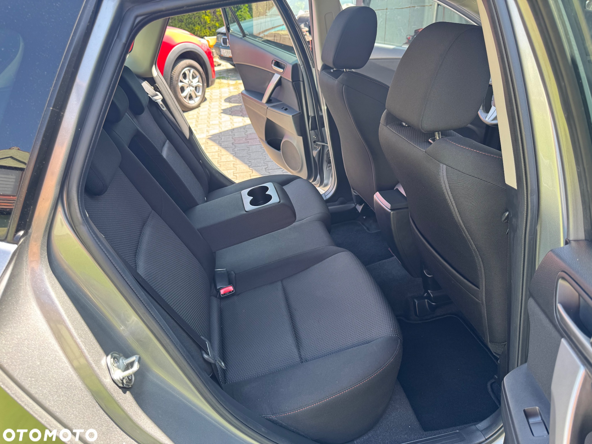 Mazda 3 1.6 Exclusive + - 29