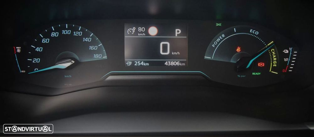 Peugeot e-2008 Active - 16