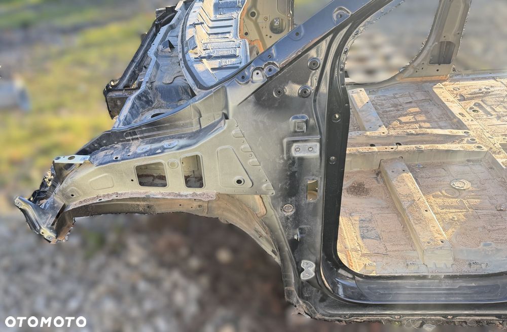 B3 KIA CARNIVAL IV 2020 - ĆWIARTKA LEWA PRZÓD PODŁUŻNICA P2M - 1
