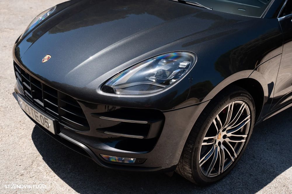 Porsche Macan Turbo - 13