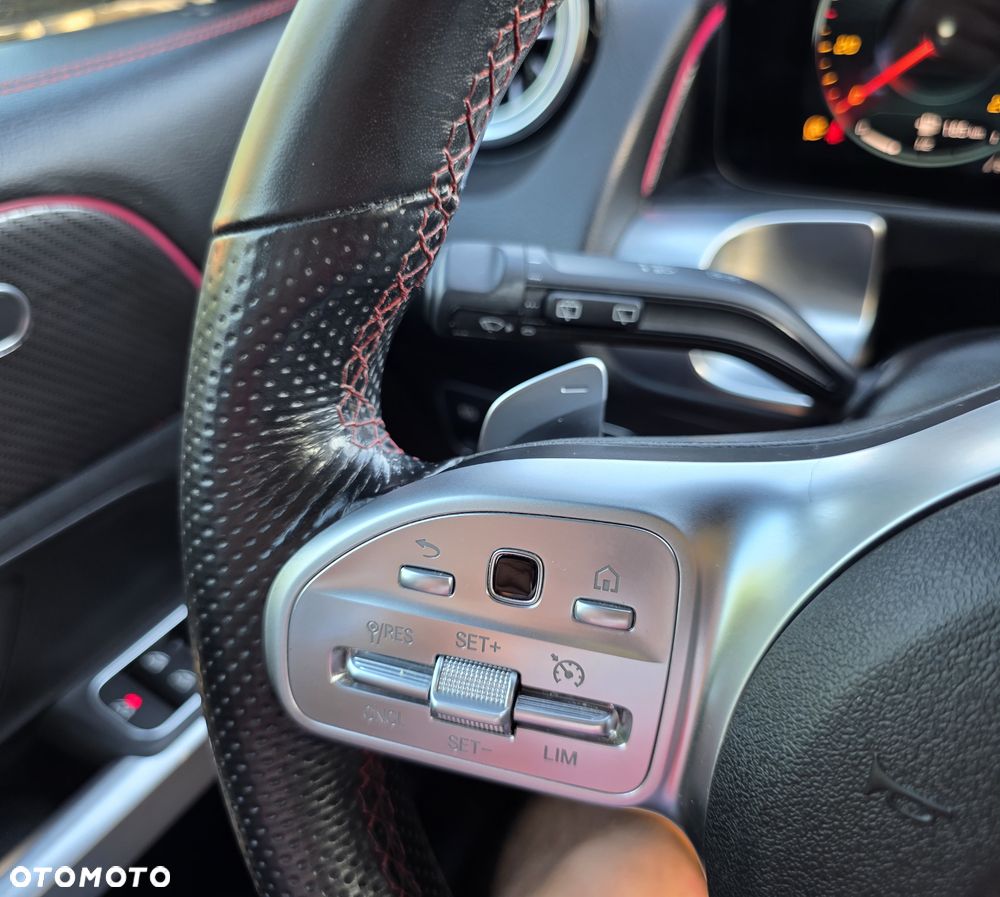 Mercedes-Benz GLB 200 d 8G-DCT AMG Line - 16