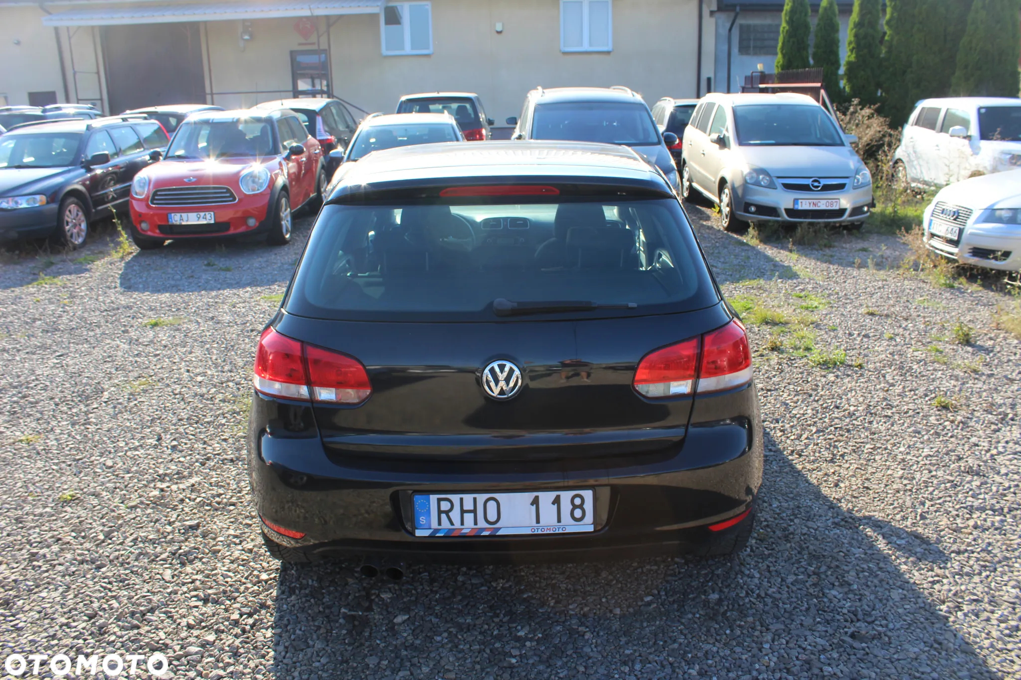 Volkswagen Golf - 10