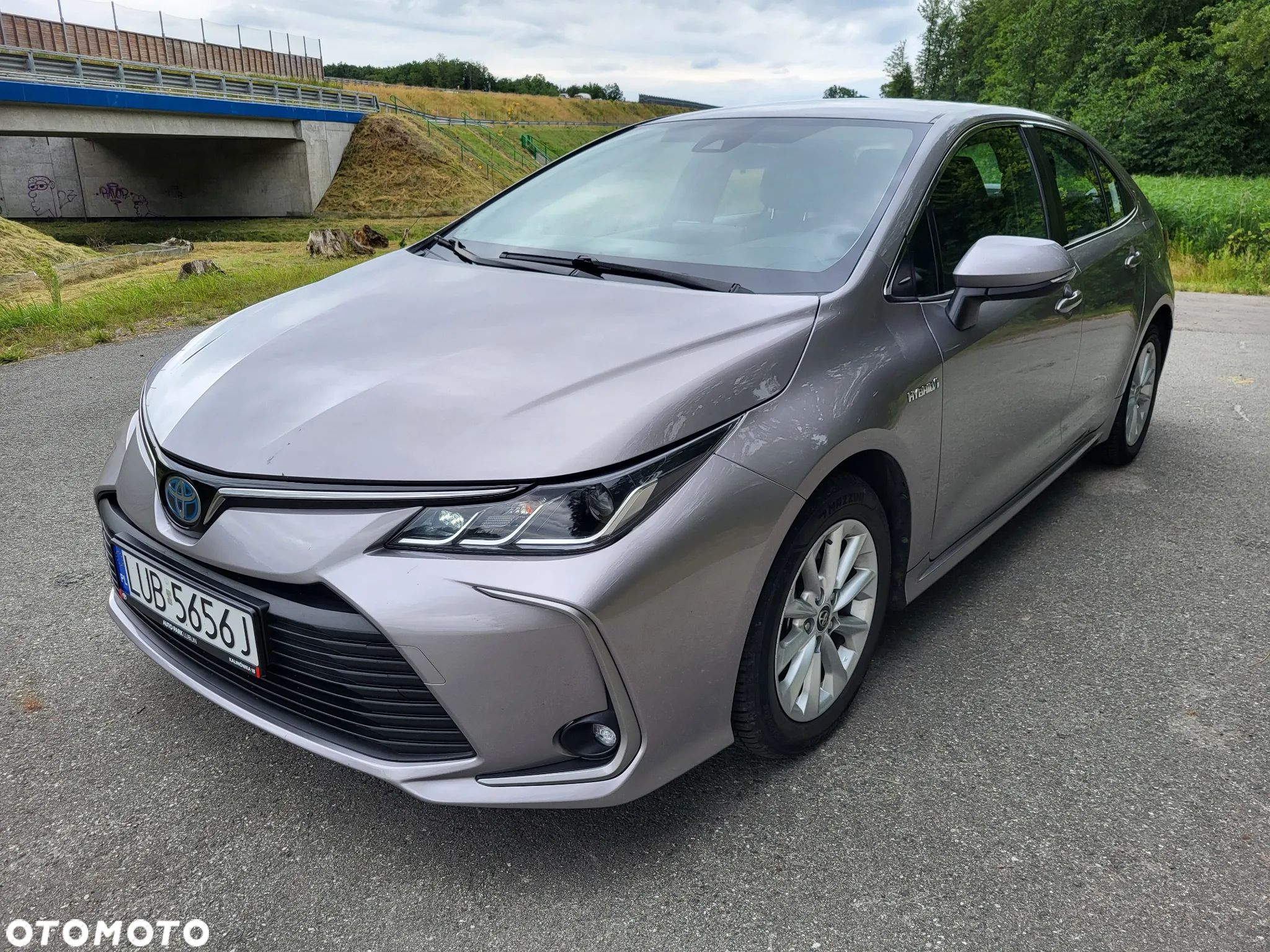 Toyota Corolla 1.8 Hybrid Comfort - 1