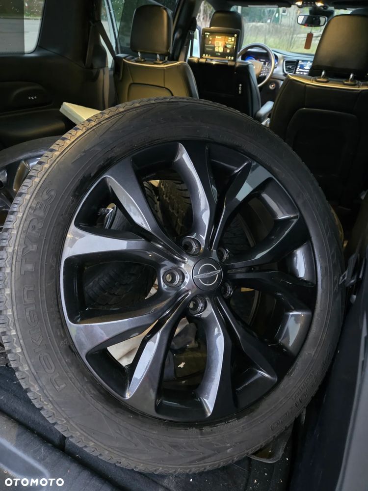 Chrysler Pacifica - 20