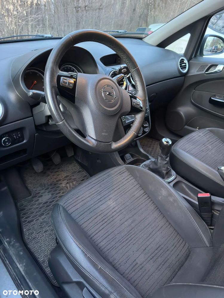 Opel Corsa - 14