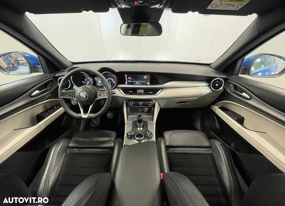 Alfa Romeo Stelvio 2.2 JTDM AWD AT8 Veloce - 8