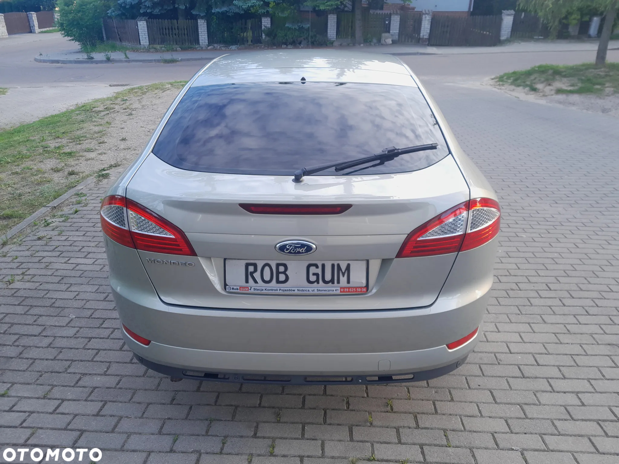 Ford Mondeo Turnier 2.0 Ghia X - 4