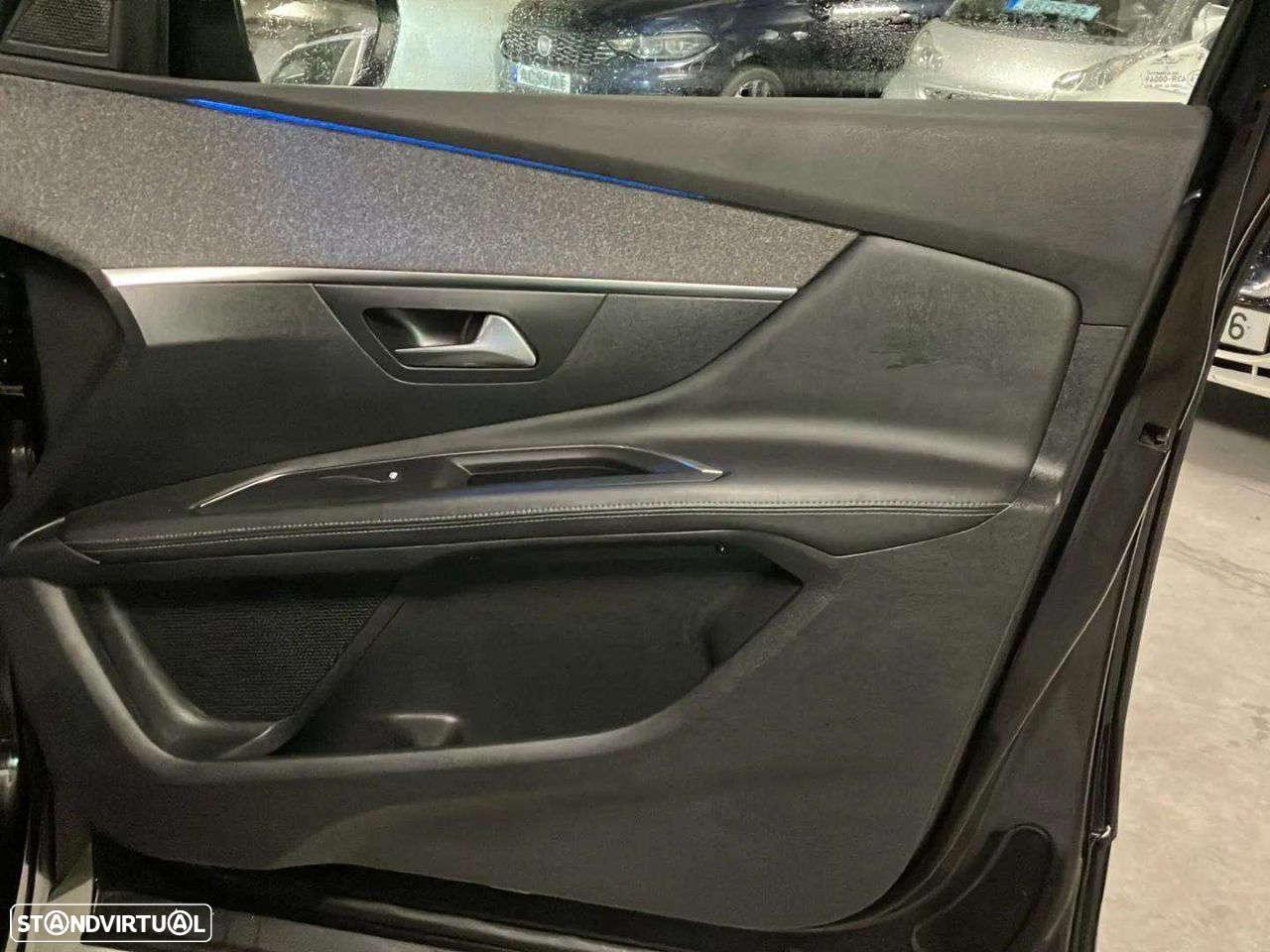 Peugeot 3008 1.5 BlueHDi Allure EAT8 - 21