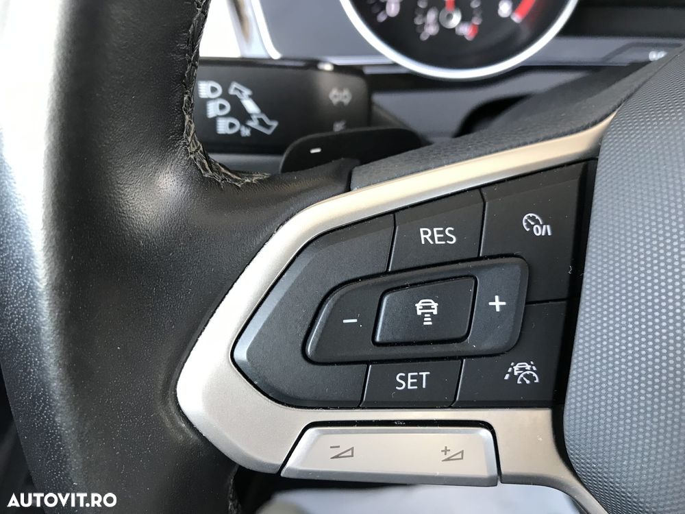 Volkswagen Passat - 19