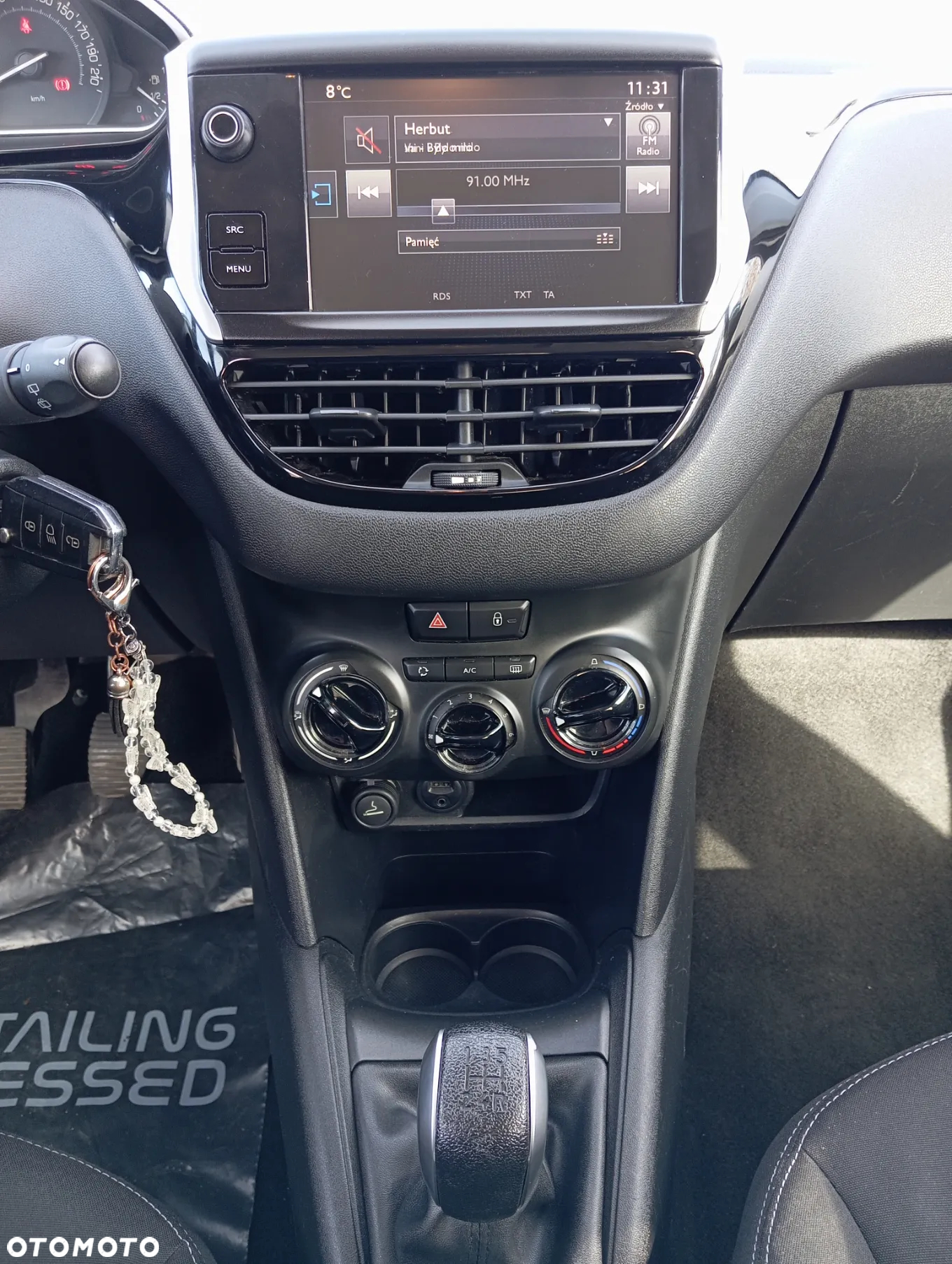 Peugeot 208 1.2 PureTech Active - 17