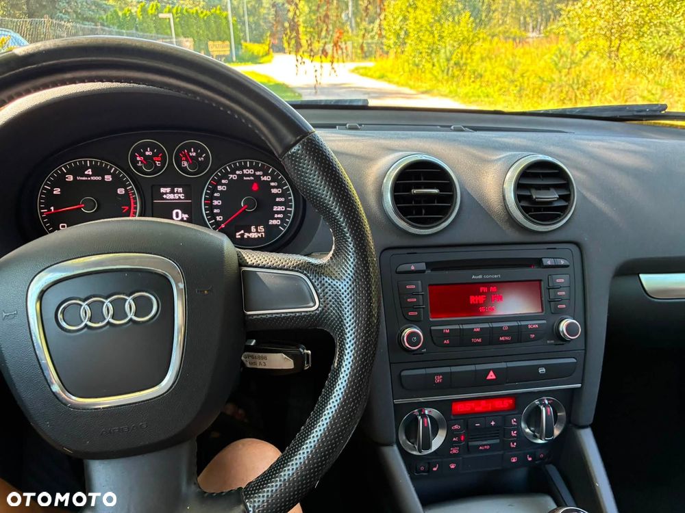 Audi A3 Sportback 1.8 TFSI Attraction - 5