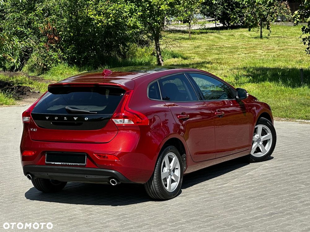 Volvo V40 D3 Geartronic Summum - 8