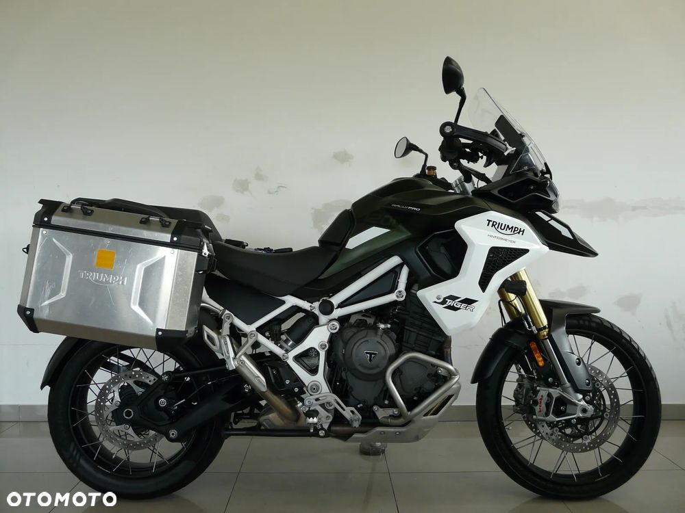Triumph Tiger - 12