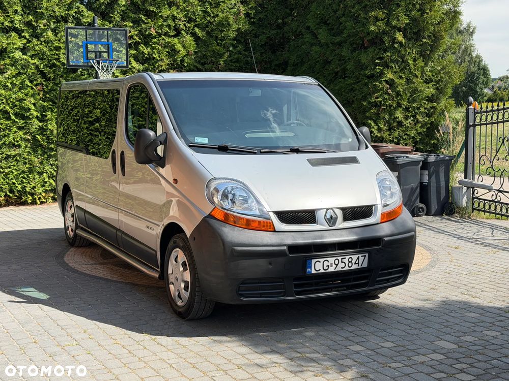Renault Trafic Passenger - 3