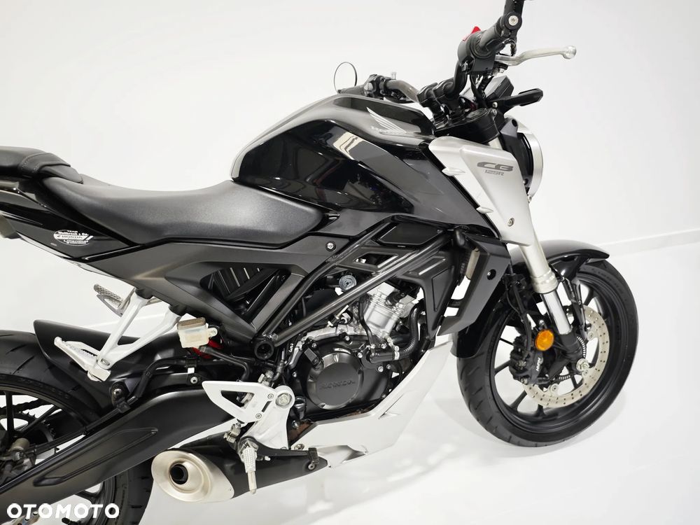 Honda CB - 8