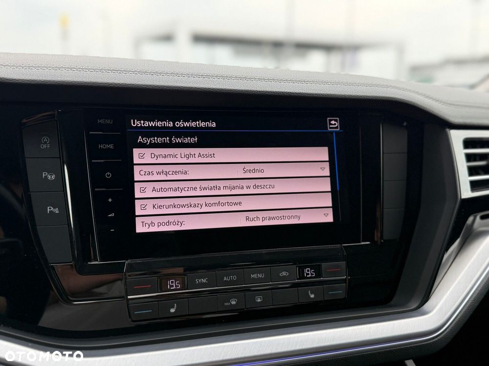 Volkswagen Touareg - 35