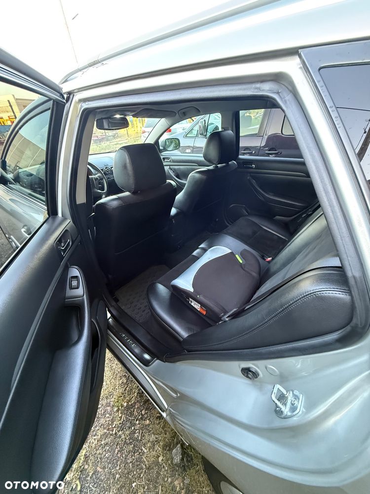 Toyota Avensis 2.2 D-CAT Prestige - 7