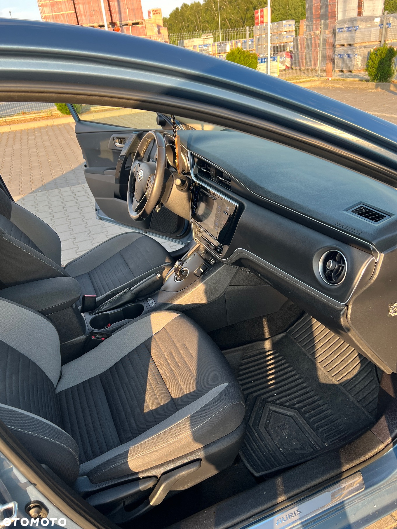 Toyota Auris Hybrid 135 Comfort - 12