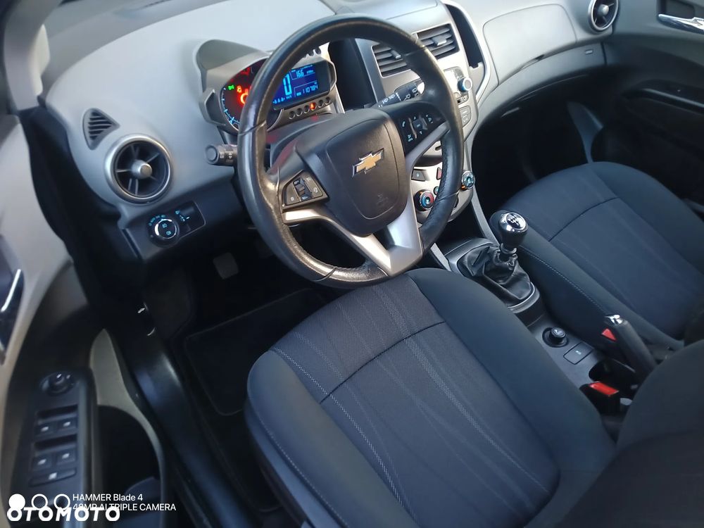 Chevrolet Aveo 1.6 LTZ - 29
