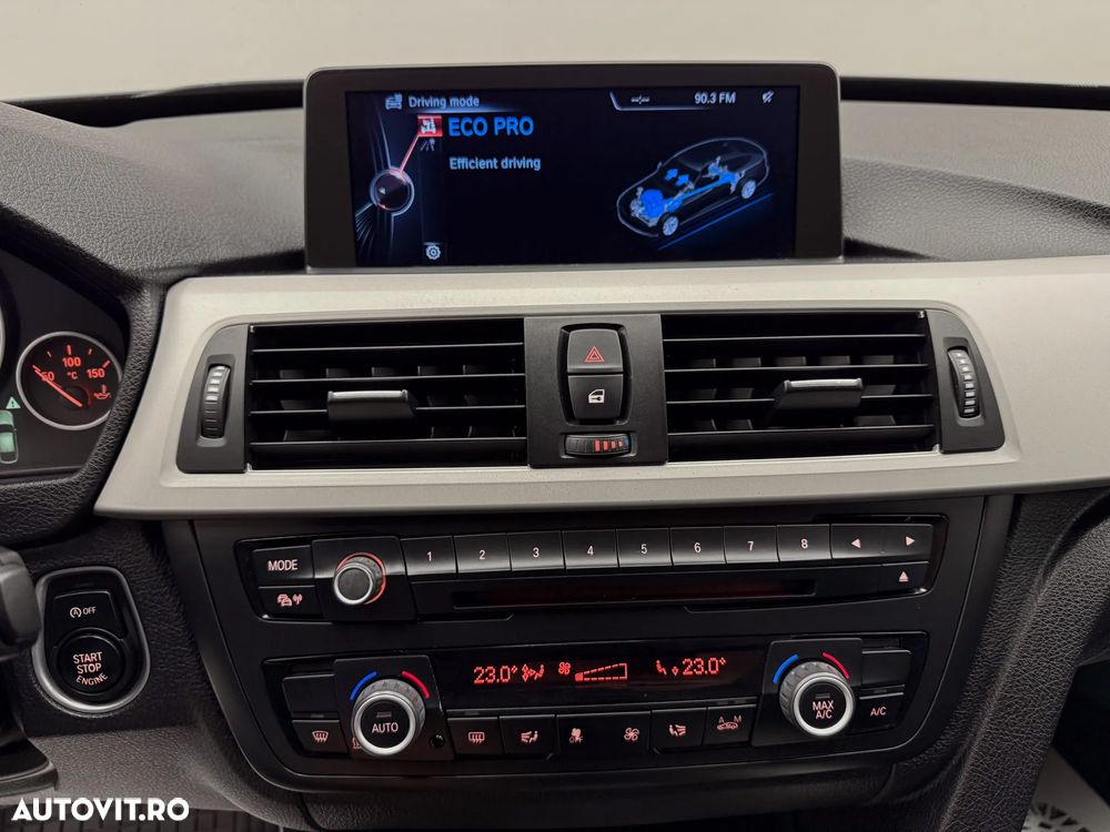 BMW Seria 3 318d GT - 30