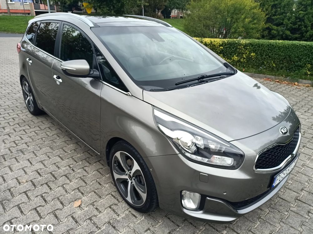 Kia Carens 1.7 CRDi 141 Dream-Team Edition - 22