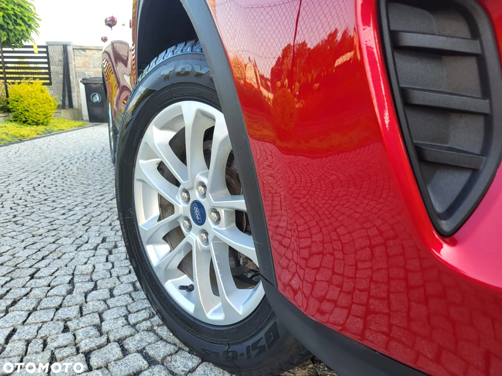 Ford Kuga - 27