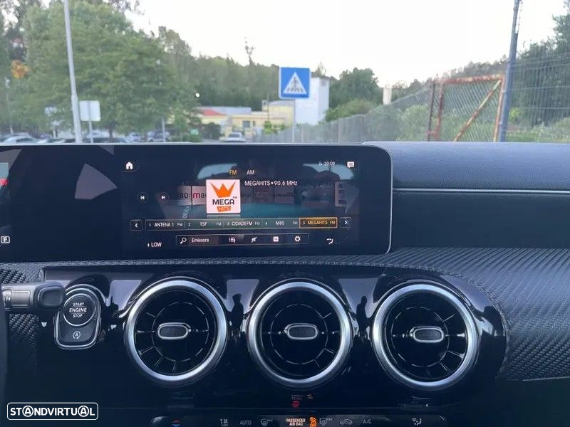 Mercedes-Benz A 180 d Style Plus Aut. - 30