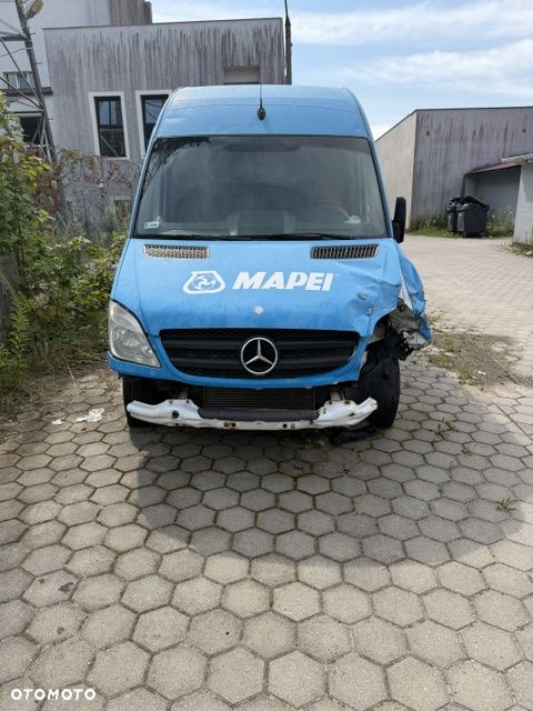 Mercedes-Benz Sprinter - 4