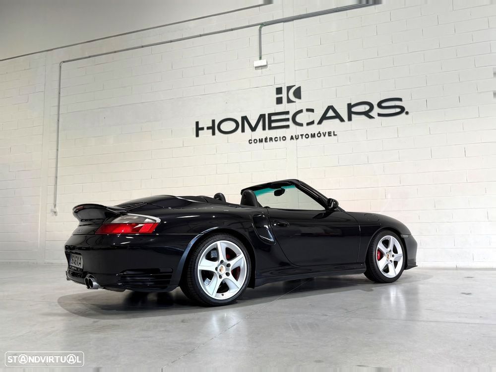Porsche 911 (996) Turbo - 4