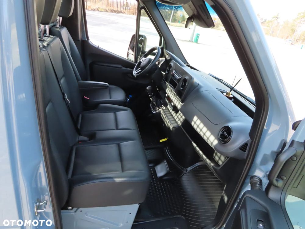 Mercedes-Benz Sprinter 519 CDI 190 KM Skrzynia Otwarta 4313 mm Długa 8.E.Palet Rozstaw Osi 4325 mm DMC 3500 Kg Ładowność 926 Kg WZMACNIANY HAK 3500 Stan Jak Nowy POLECAM - 31