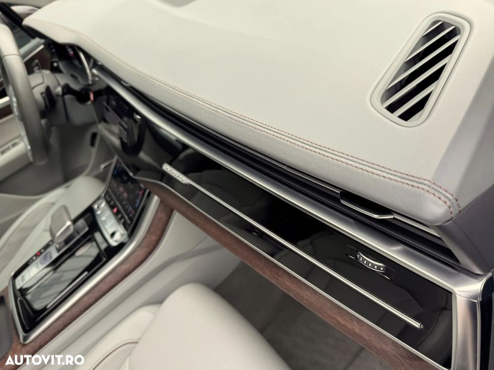 Audi Q7 55 TFSI e quattro tiptronic - 35