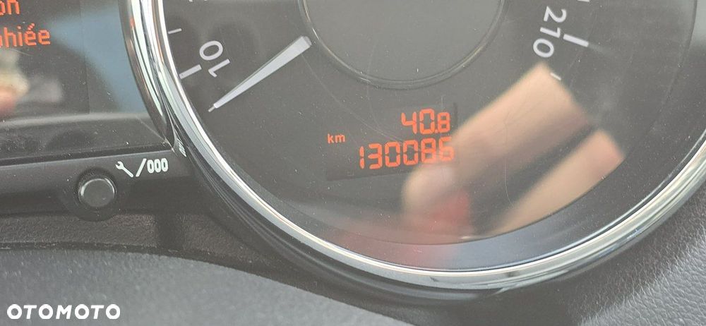Peugeot 5008 - 31