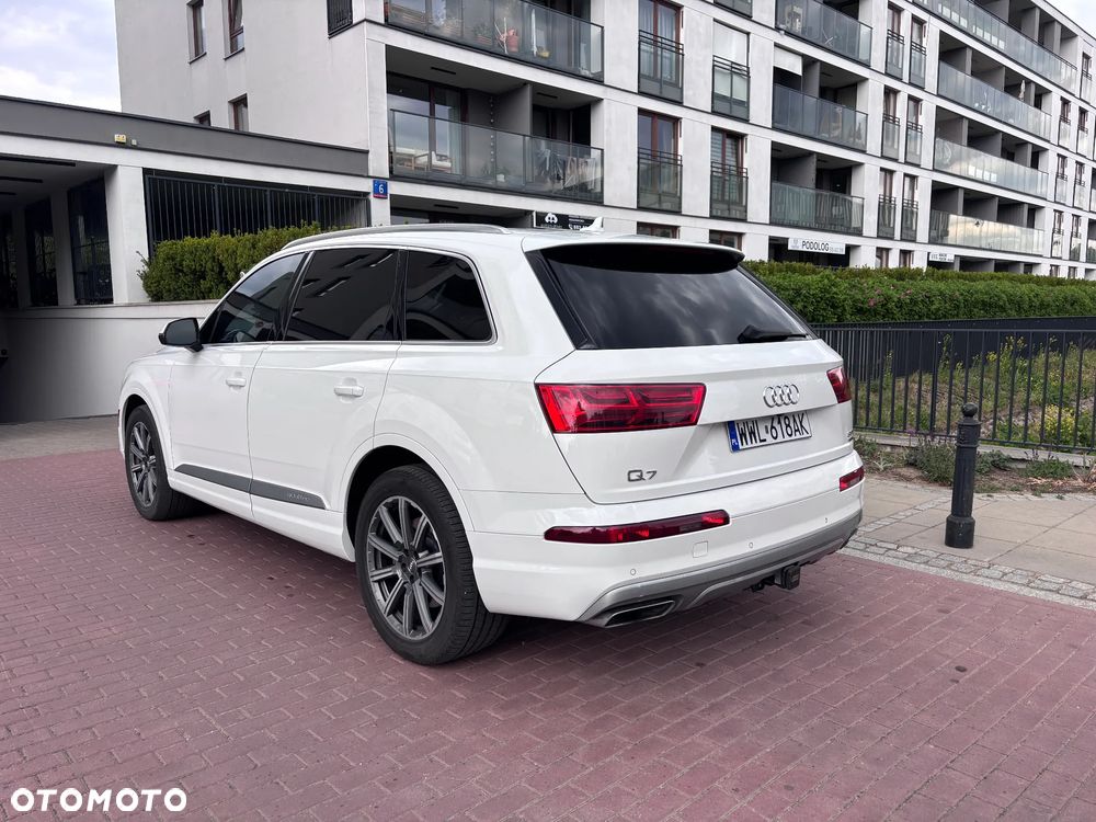 Audi Q7 3.0 TFSI Quattro Tiptronic - 7