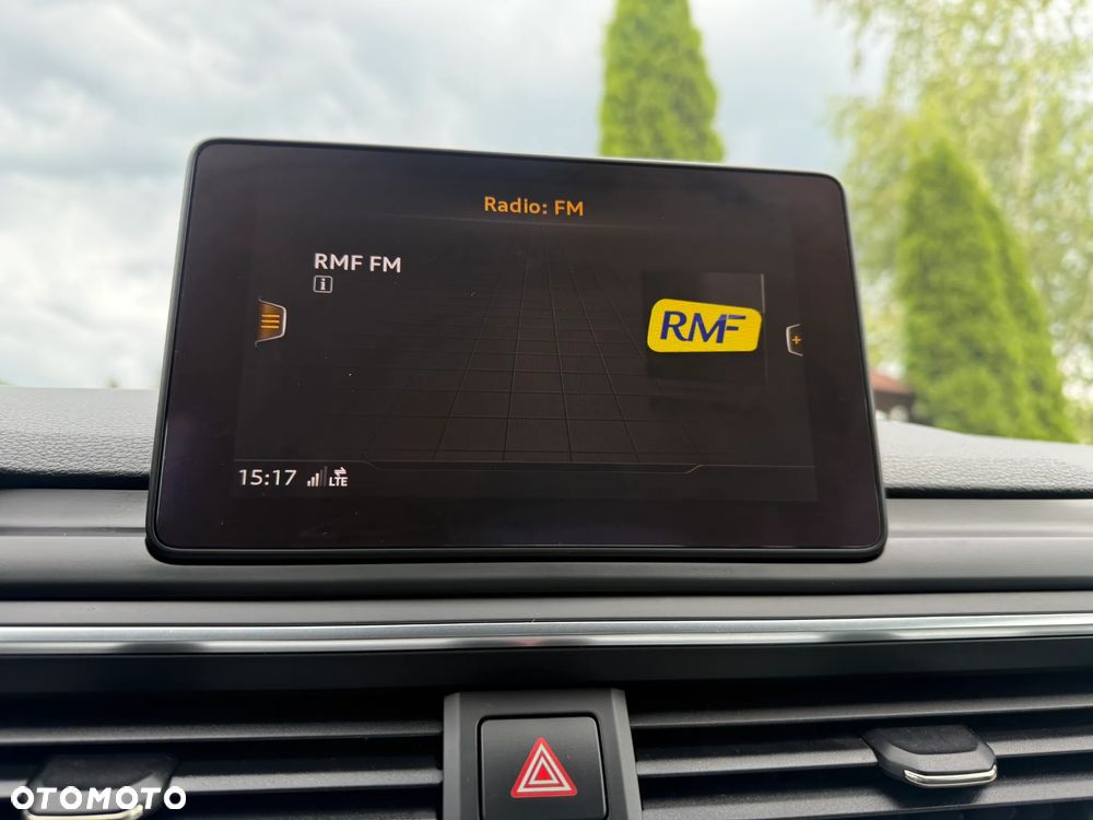 Audi A4 Avant 2.0 TDI ultra S tronic - 24
