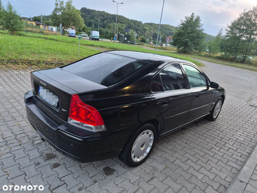 Volvo S60 2.5T Rubin - 3