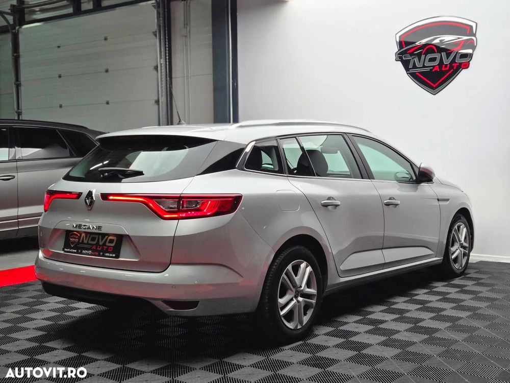 Renault Megane TCe 140 GPF EDC BUSINESS EDITION - 5
