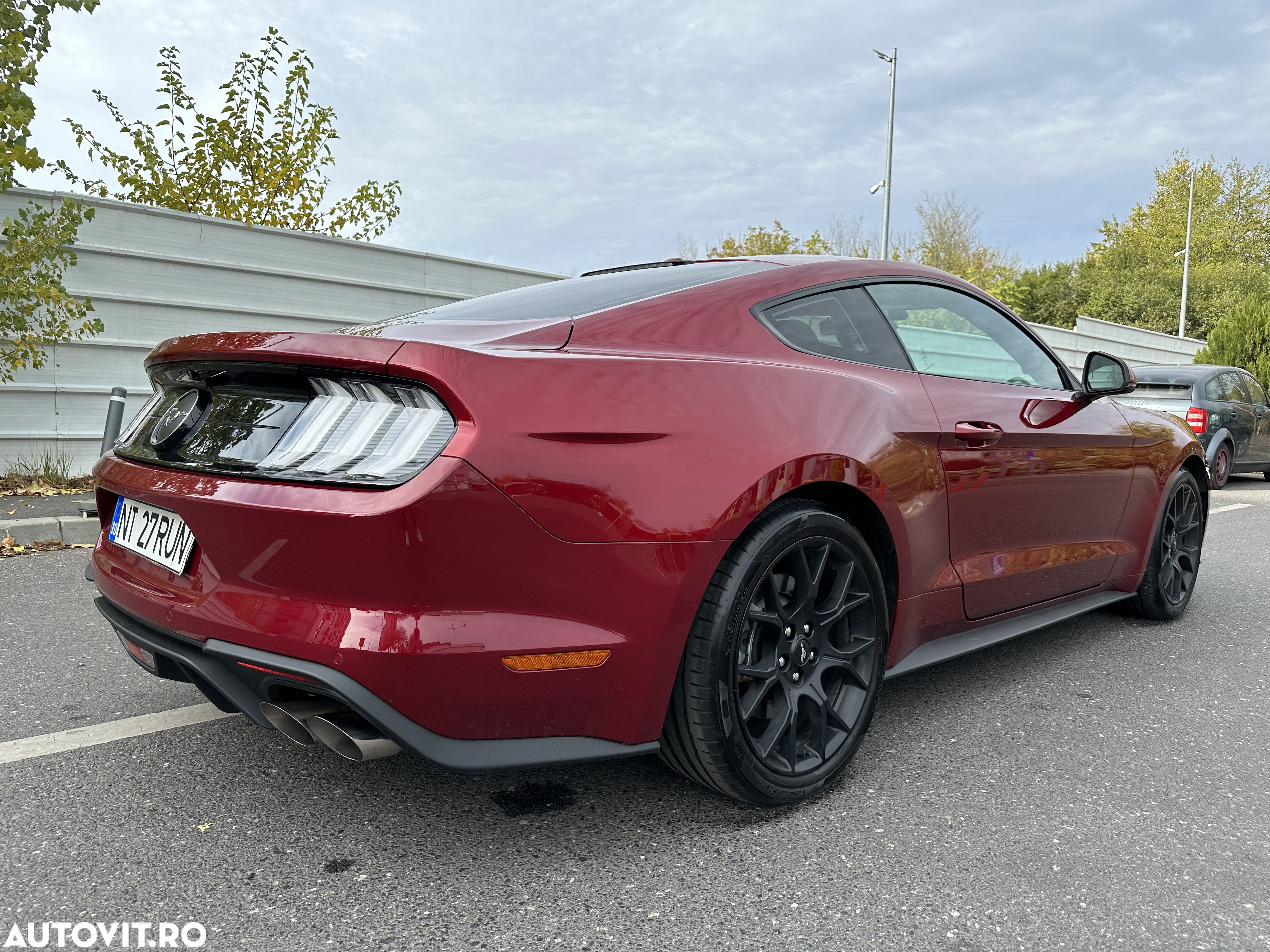 Ford Mustang - 3