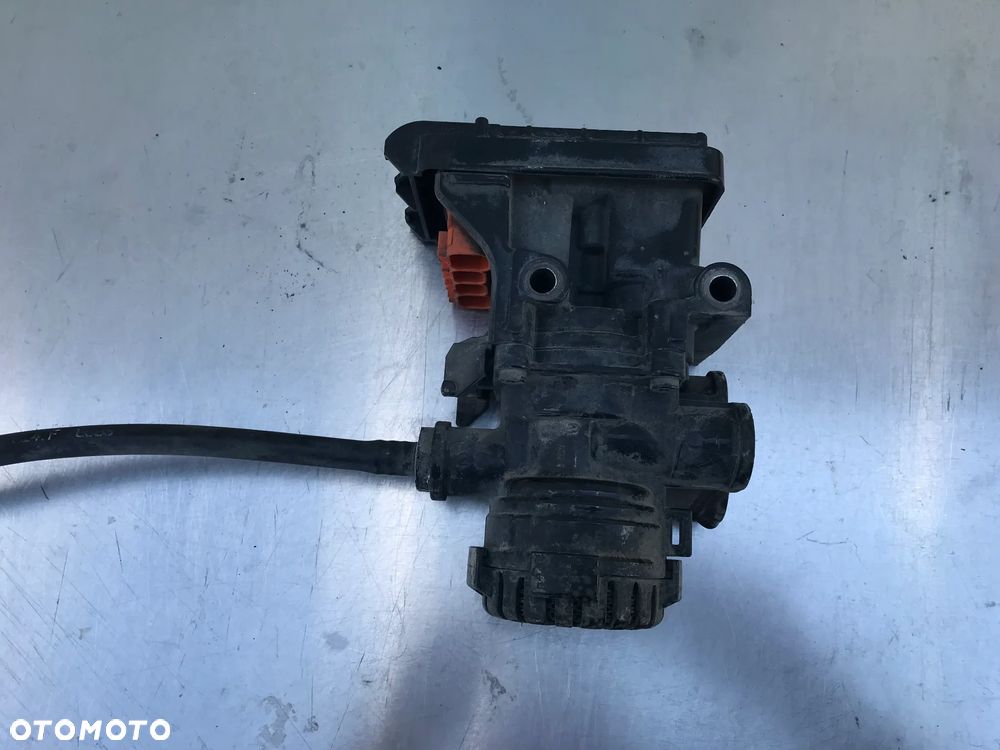 ZAWÓR MAN TGX TGS EURO 6  81.52106-6067 K050211 - 1