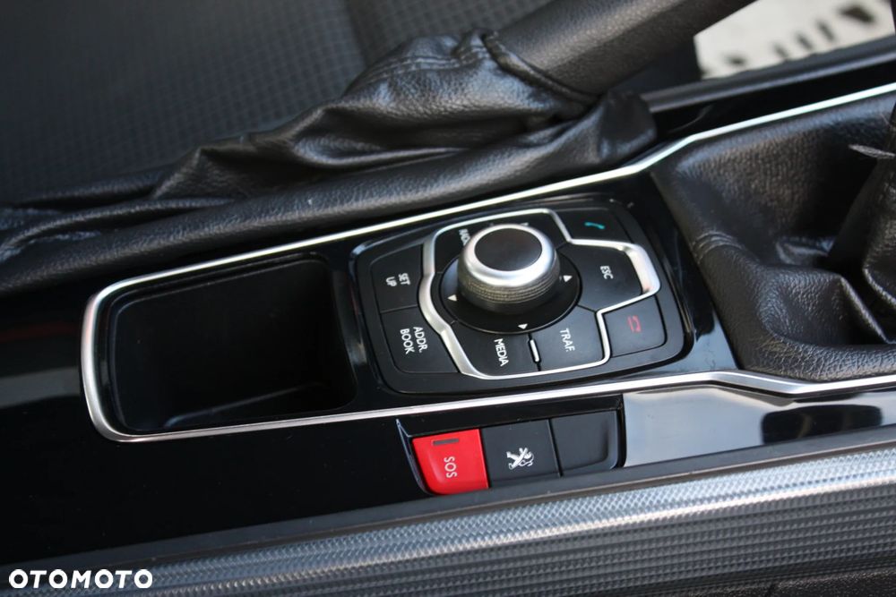 Peugeot 508 155 THP Style - 22