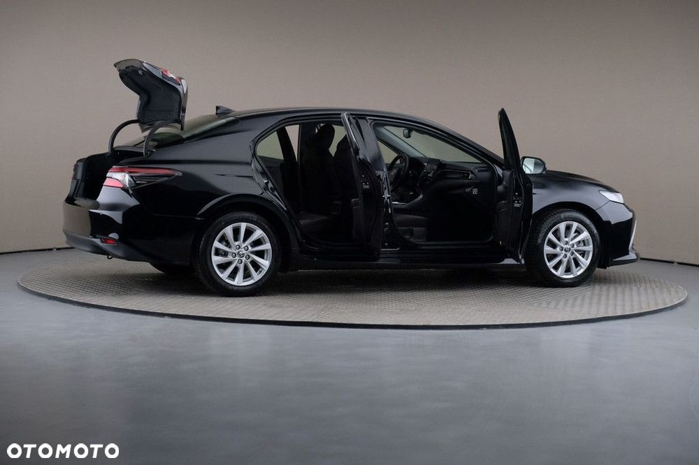 Toyota Camry 2.5 Hybrid Comfort CVT - 6