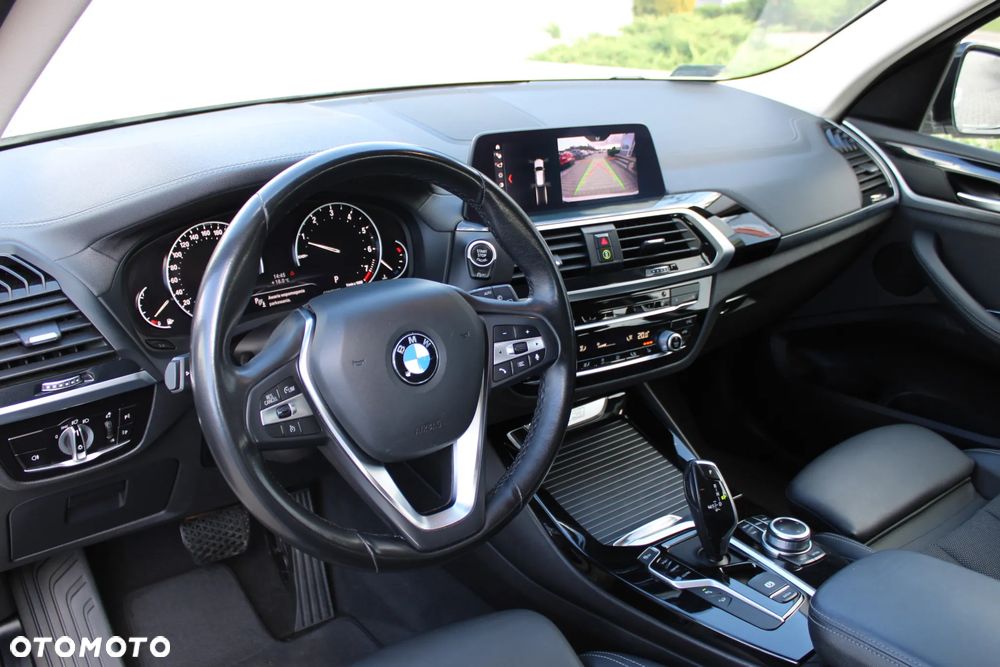 BMW X3 xDrive20i GPF xLine - 17
