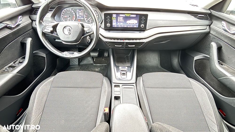 Skoda Octavia 2.0 TDI DSG Style - 5