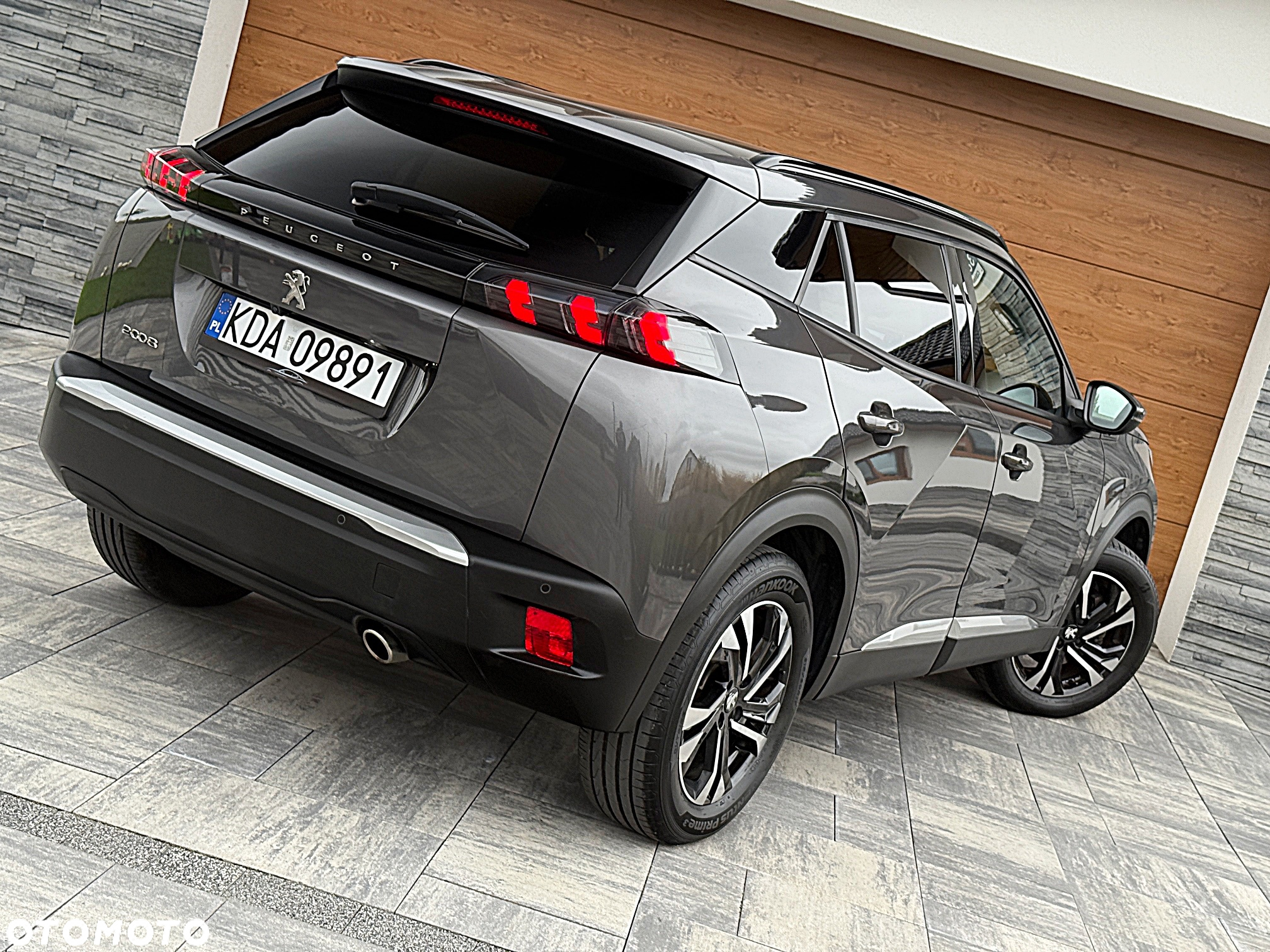 Peugeot 2008 1.5 BlueHDi Allure Pack S&S EAT8 - 4