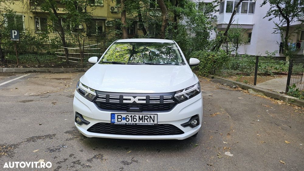 Dacia Logan ECO-G 100 MT5 Essential - 1
