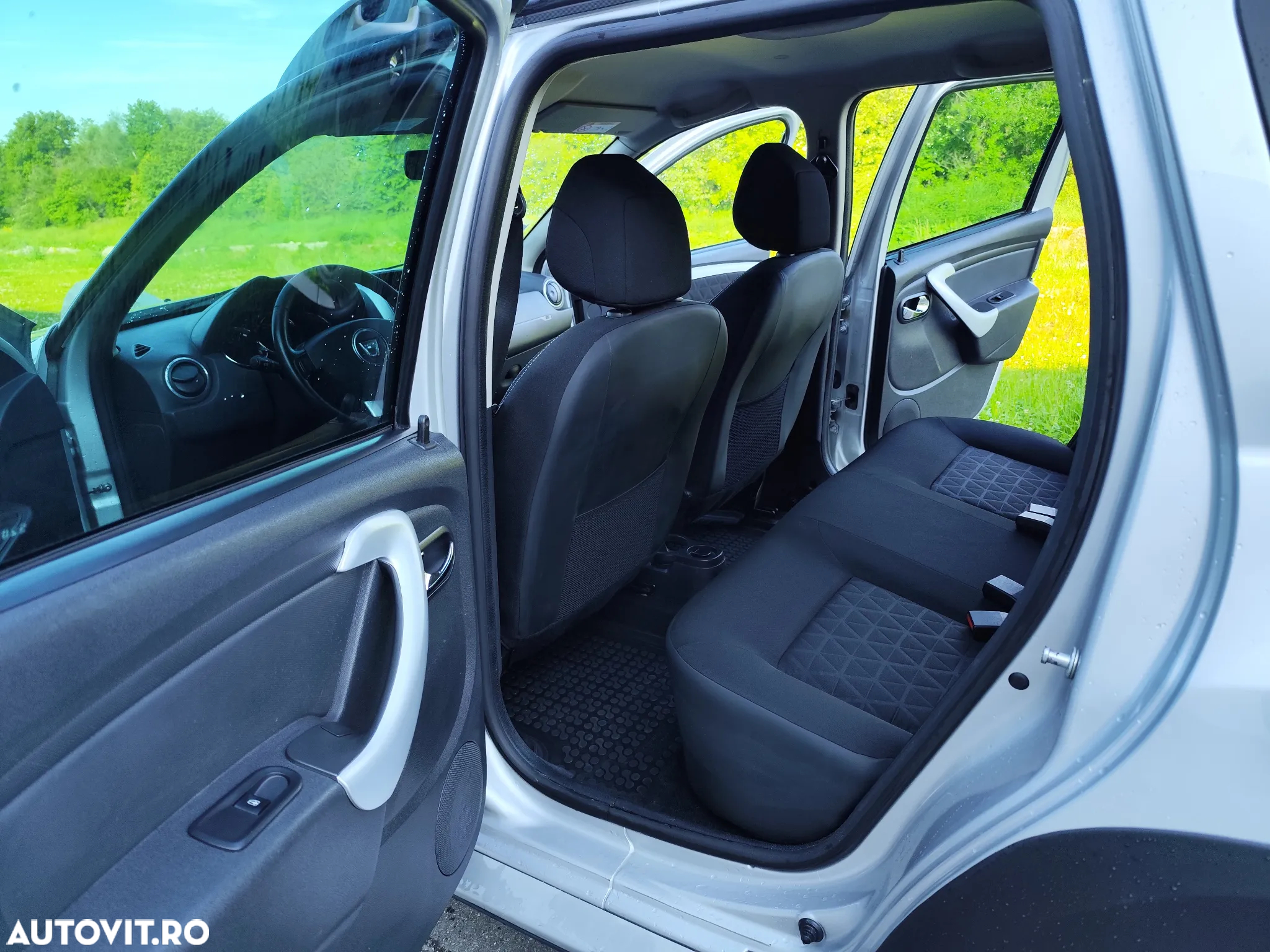 Dacia Duster dCi 110 FAP 4x4 Prestige - 7