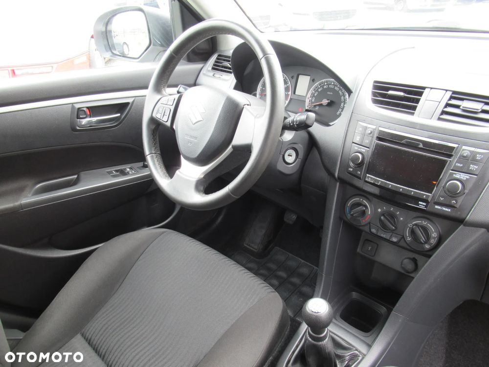 Suzuki Swift - 19