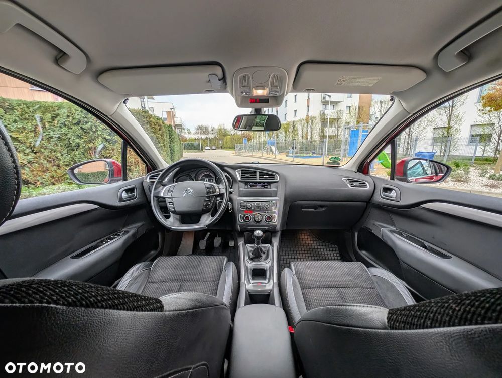 Citroën C4 1.6 VTi Exclusive - 5