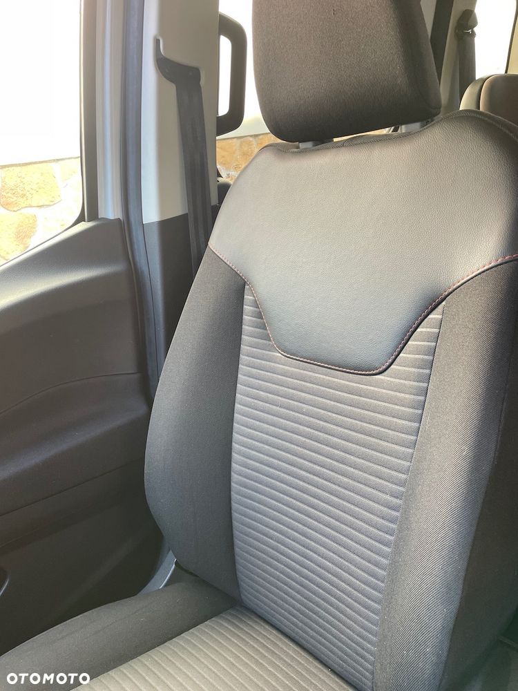 Ford Tourneo Courier 1.0 EcoBoost Sport - 11