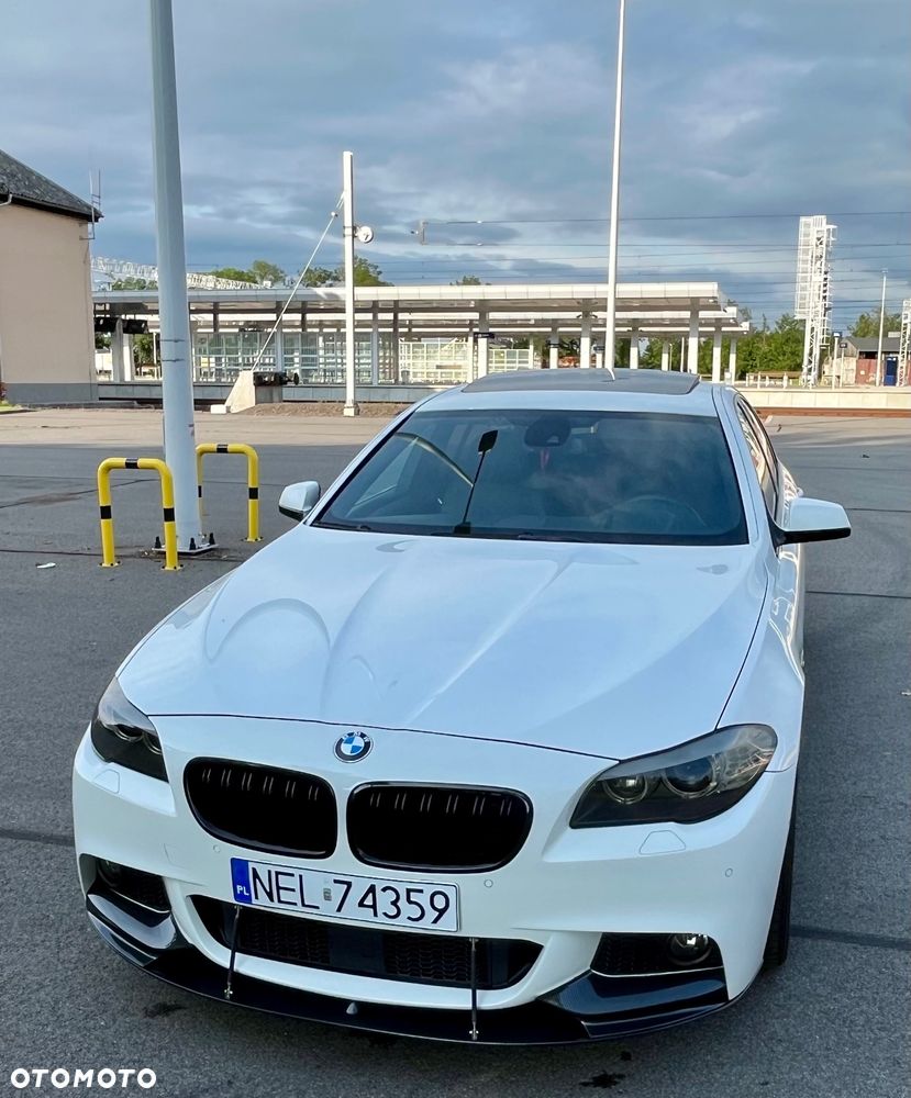 BMW Seria 5 550i xDrive Sport-Aut - 5