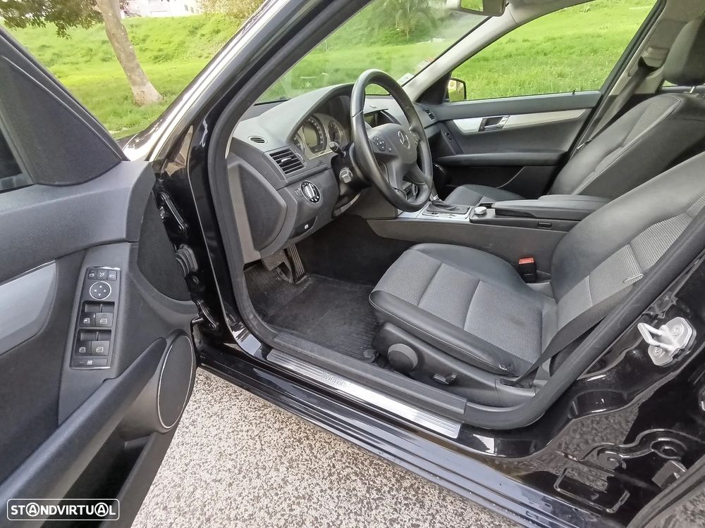 Mercedes-Benz C 220 CDi Avantgarde Aut. - 12